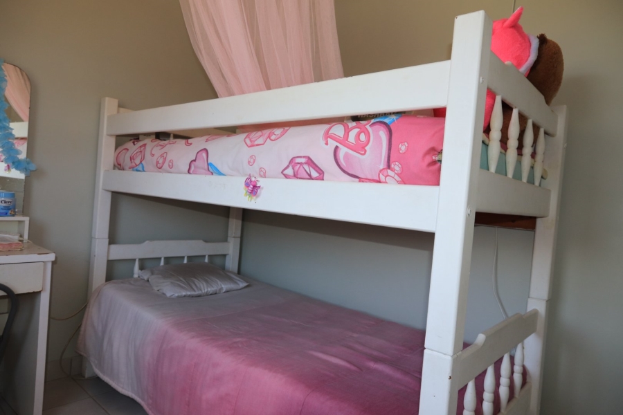 To Let  Bedroom Property for Rent in Kidds Beach Eastern Cape
